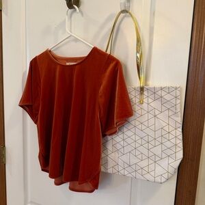 SET! Madewell Small Burnt Orange Velour Top + Von Maur White/Gold Geo Tote